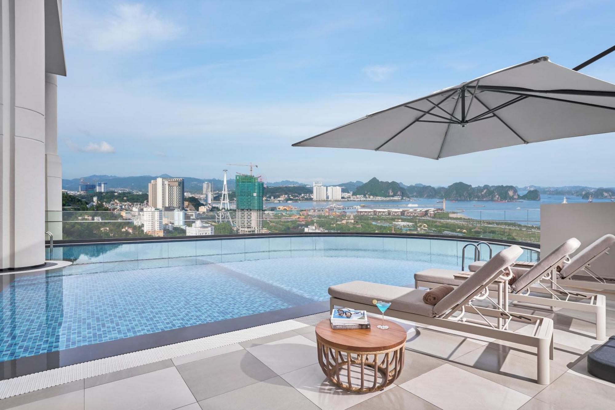 The Yacht Hotel By Dc Ha Long Eksteriør billede